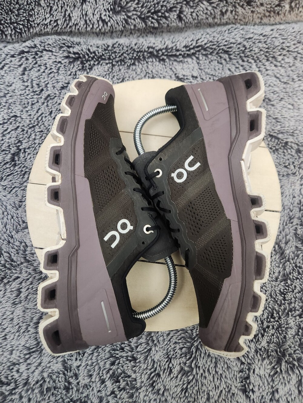 On Cloudventure Shadow Grape Athletic Hiking Shoes Women's Size 9 - Picture 5 of 8